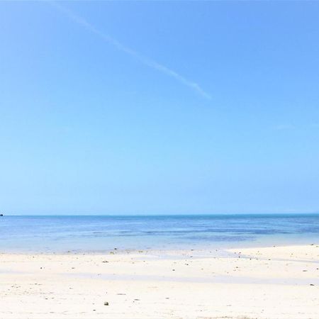 Beach Side Resort Grand Blue Okinawa Nago Exteriör bild
